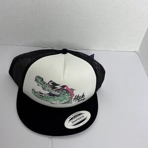 Huk Foam Snapback Trucker Cap For Kids. Foam‎ Front Cool Graphics&Mesh Back NWT